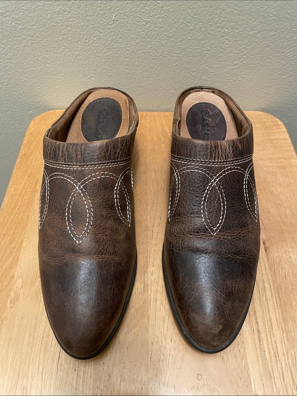 Ariat Western Leather Slip-On Mule Clogs in Dark Brown Size 7.5